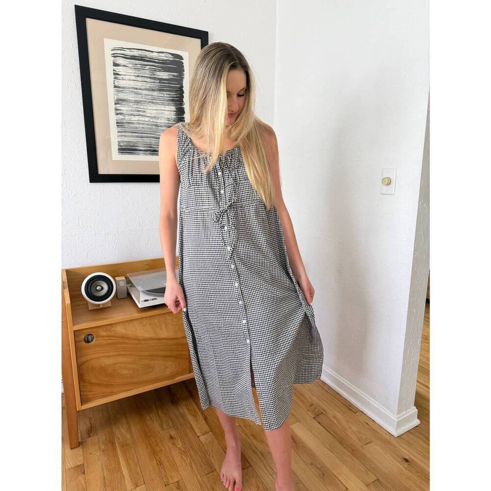 NEW THINGS BETWEEN giselle gingham buttoned tank midi dress in black - Picture 5 of 6